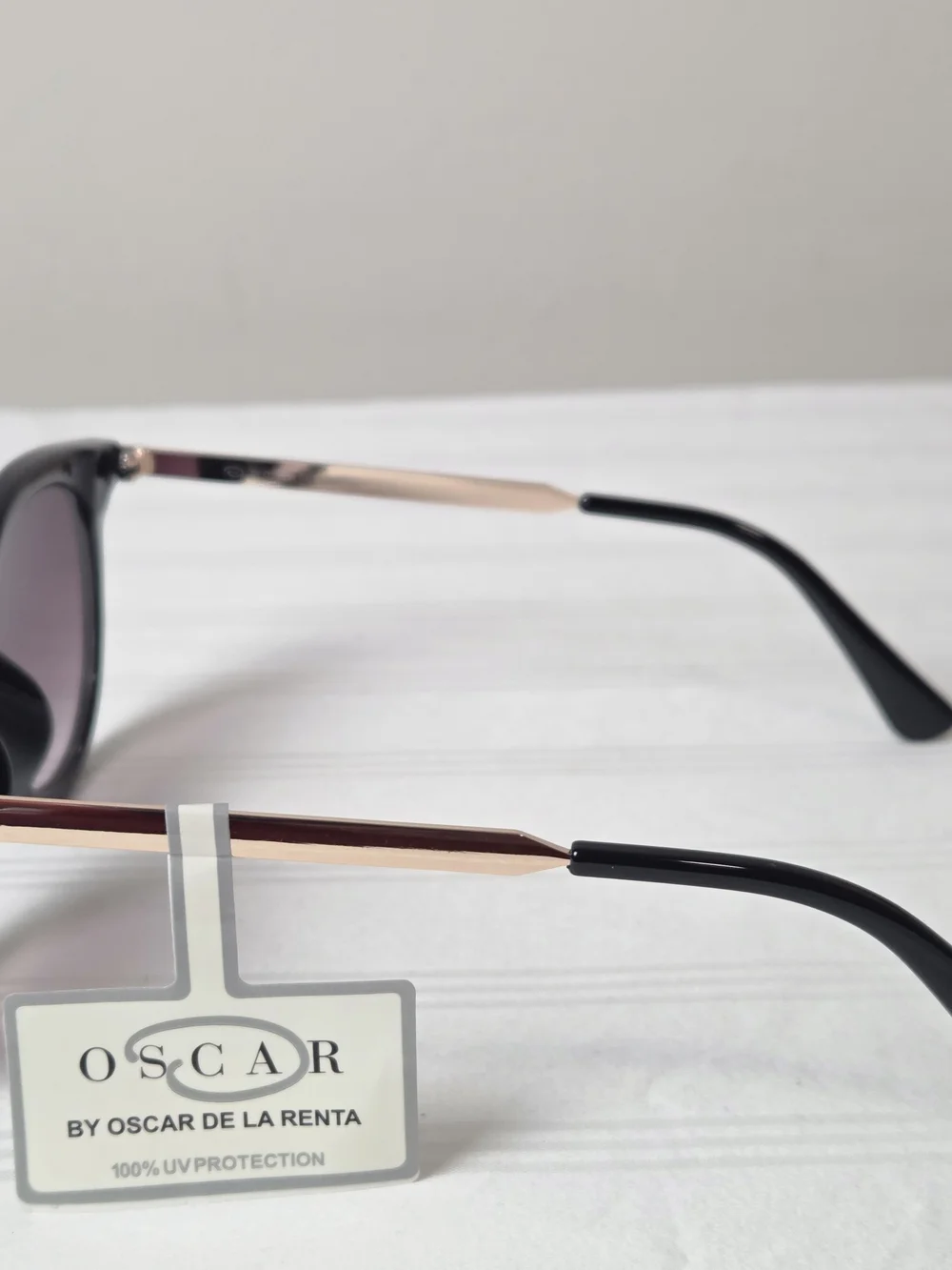 Oscar de la Renta Black Frames with Purple Lenses Sunglasses